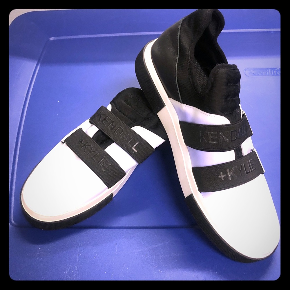 Kendall & Kylie shoes